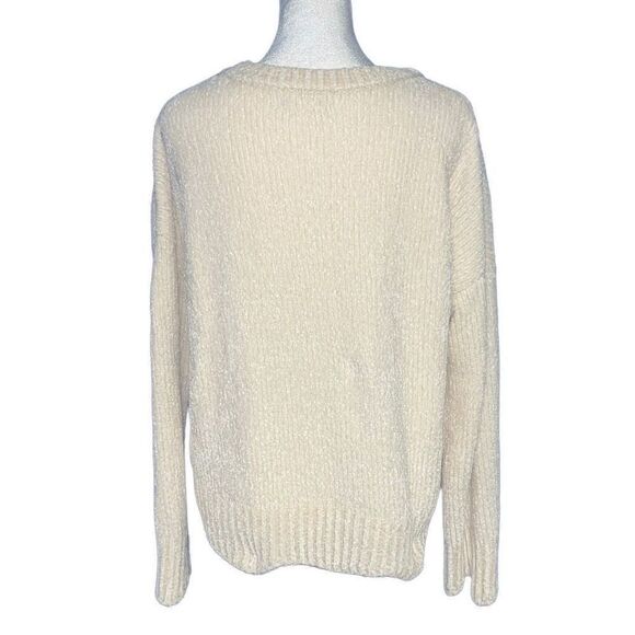 Altar’d State off-white sweater large - Picture 3 of 6